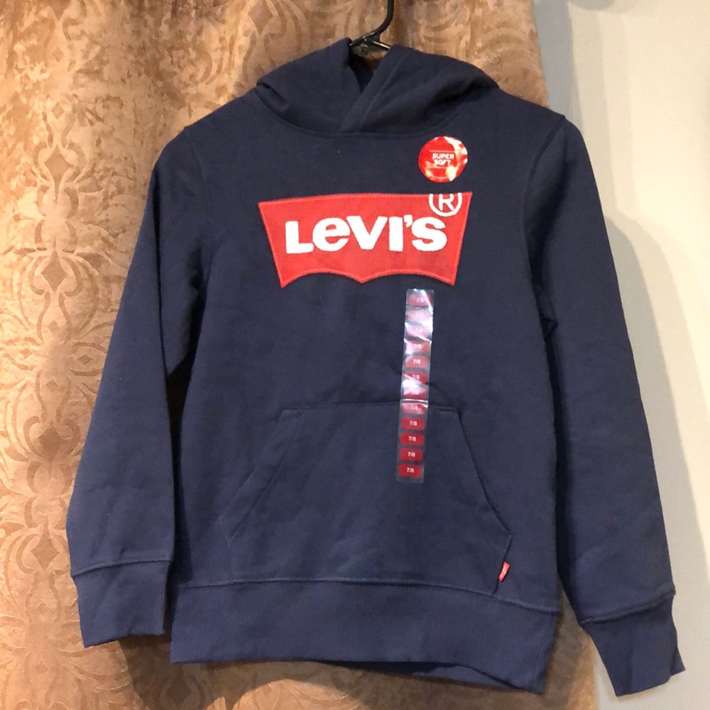 Brand New! Levi’s Batwing logo fleece hoodie for kids 7/8!